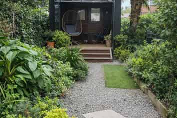 Auckland - Address withheld