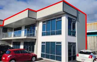 The BEST Unit in the complex. 