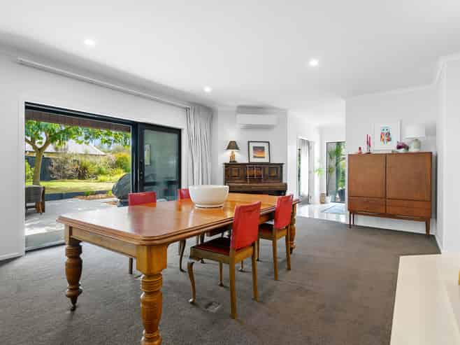 15 Mahy Way, Cambridge