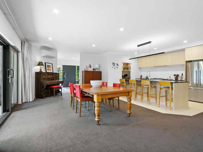 15 Mahy Way, Cambridge