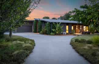 15 Mahy Way, Cambridge