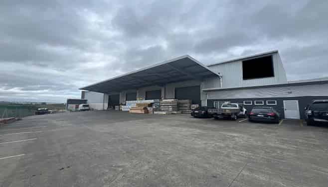   Rosebank Road, Avondale