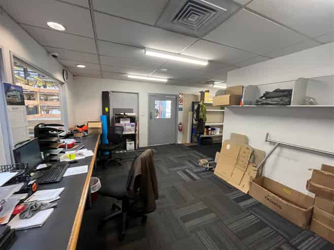 CBRE | Affordable High Stud, Visible from SH20