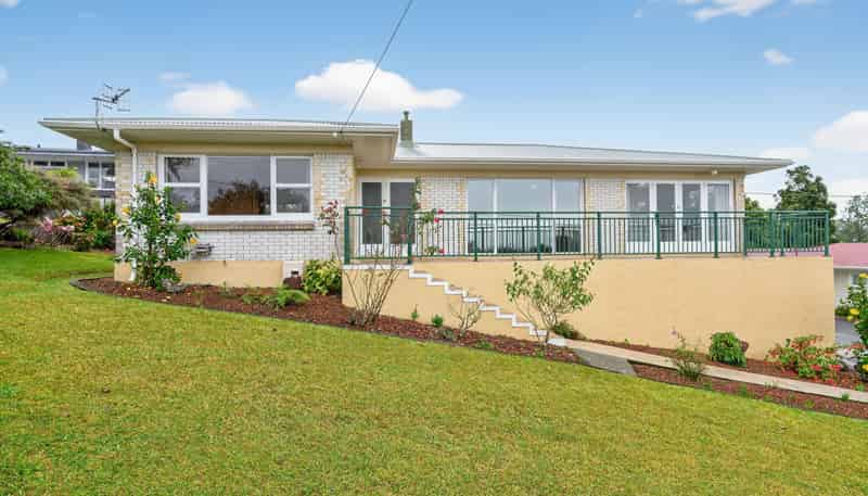 9 McMillan Avenue, Kamo