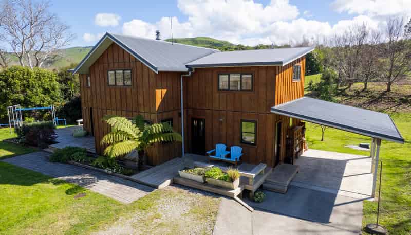 128 Lysnar Street, Okitu