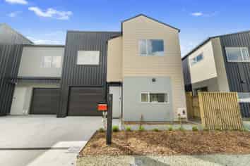 5 Selkirk Lane, Hamilton Lake