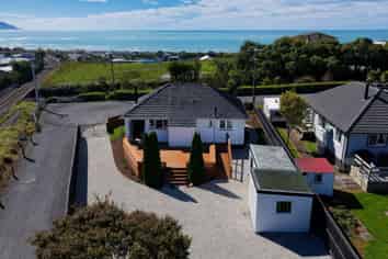 16 Davidson Terrace, Kaikoura