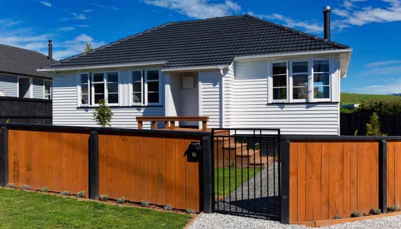 16 Davidson Terrace, Kaikoura