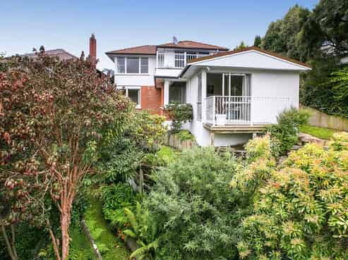 33 Erin Street, Roslyn