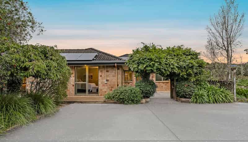 279 Falls Road, Warkworth