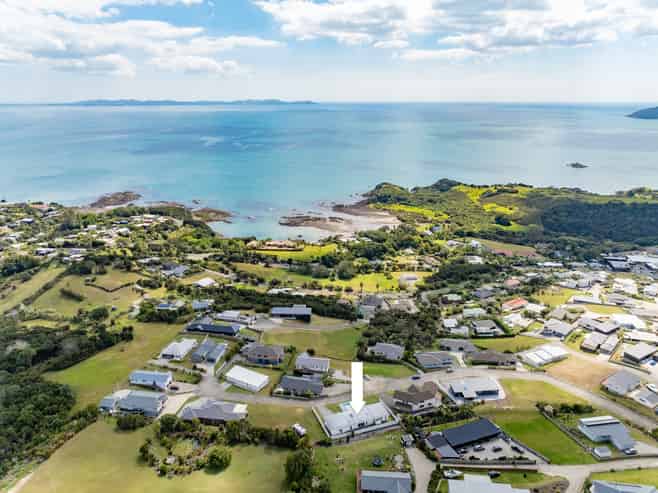 27 Eagles Way, Coopers Beach