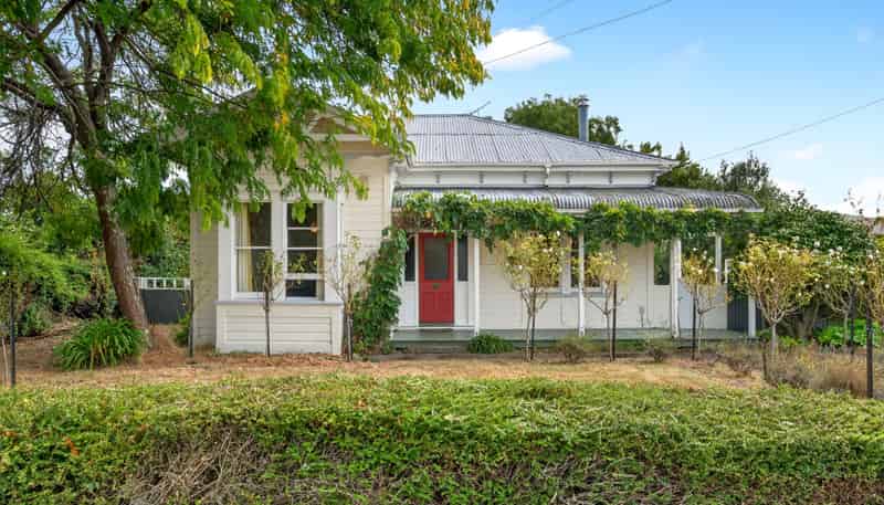 93 Regent Street, Martinborough