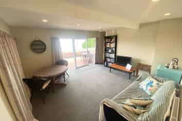 118 Scarborough Road, Scarborough