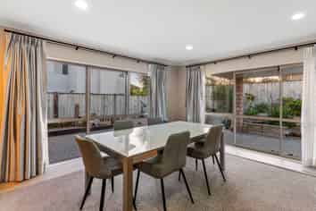 53 Chateau Rise, Flat Bush