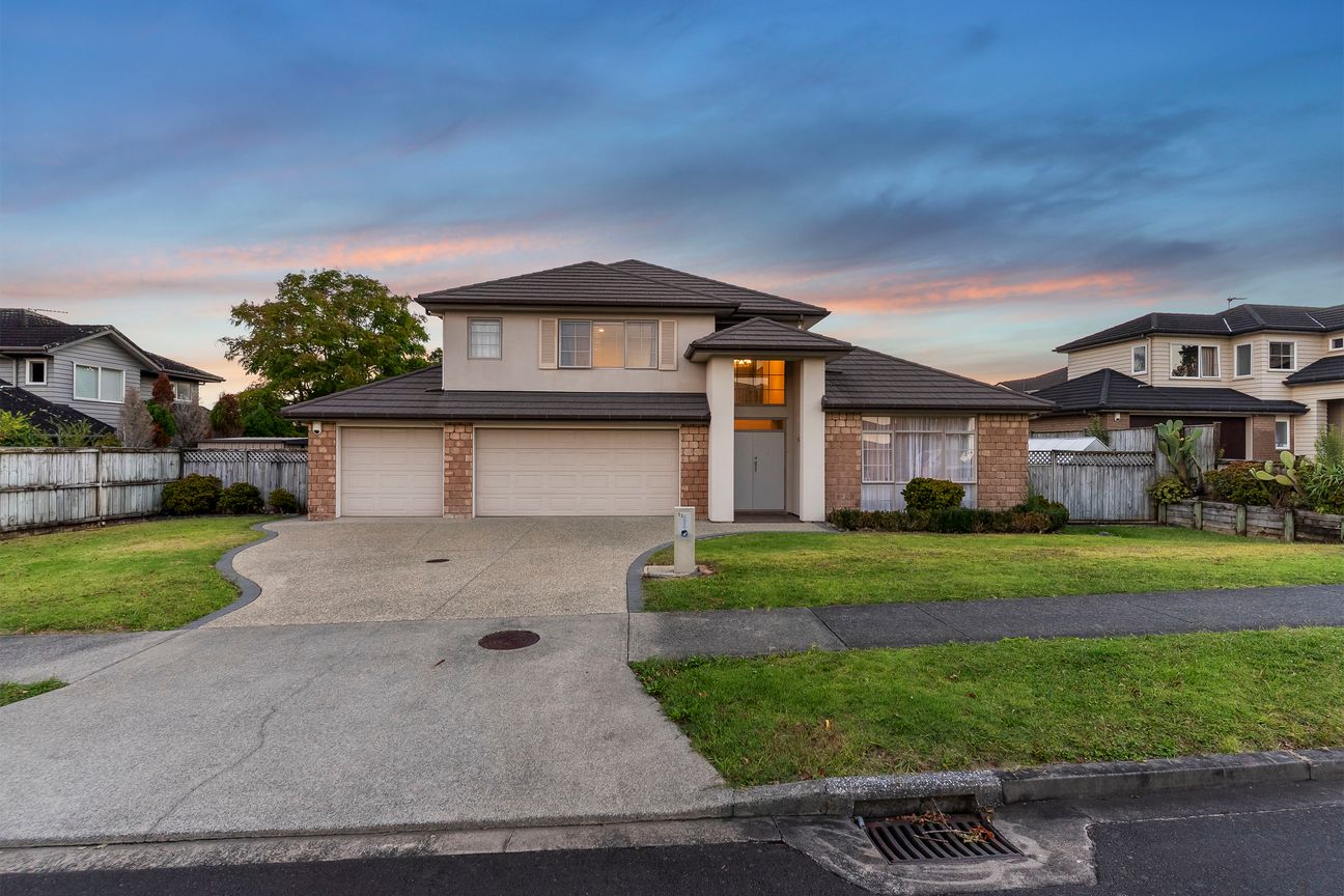 Elevated Luxury in Mission Heights – pohled 2
