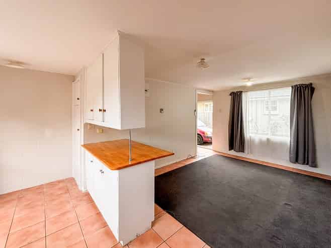 1/21 Olliviers Road, Phillipstown