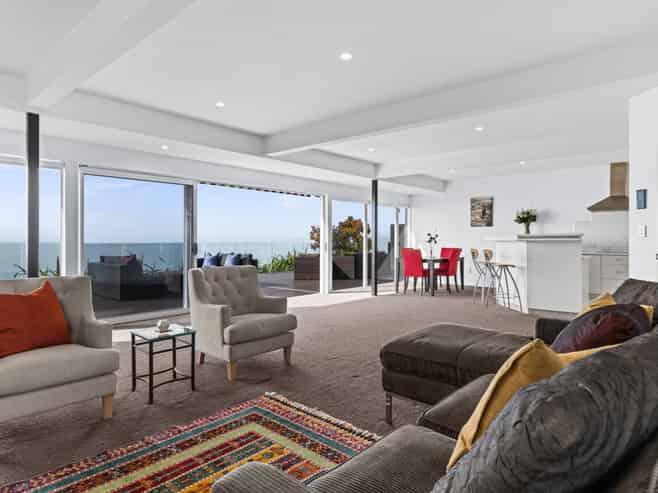 132 Priestley Terrace, Bluff Hill