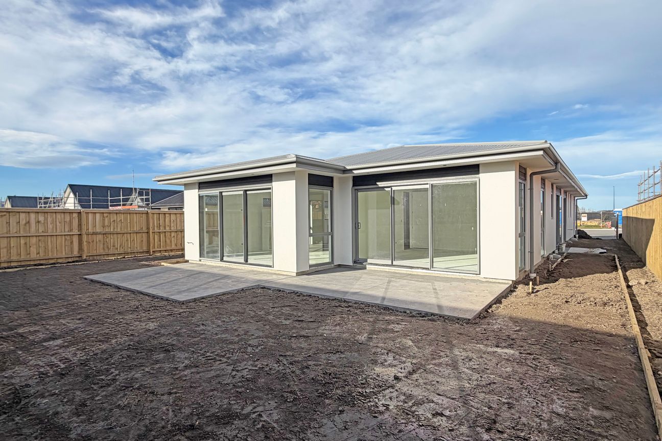 Earlsbrook Beauty - construction well underway! – pohled 2