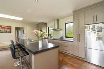 232 Crow Road, Thomsons Crossing