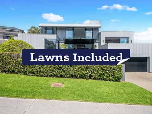 7 Whitcombe Road, Bucklands Beach