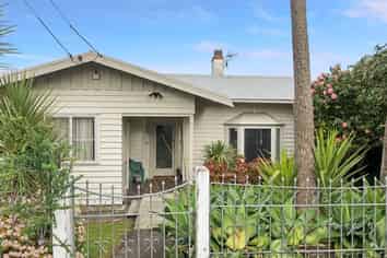 8a Maungarei Road, Remuera