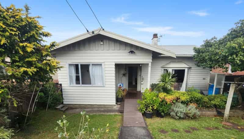 8a Maungarei Road, Remuera