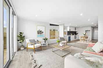 15/6 Bushland Grove, Paparangi