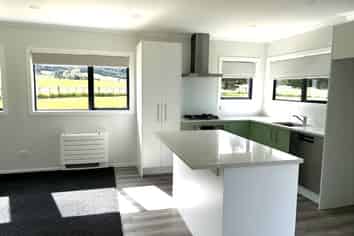 370 Western Lake Road, Featherston