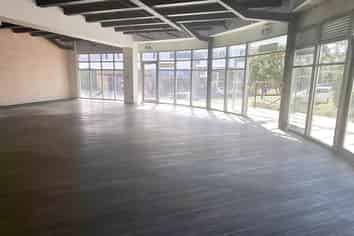 PRIME CORNER POSITION - HIGH EXPOSURE OPPORTUNITY
