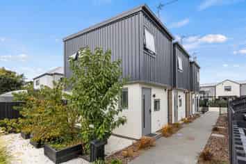 30/101 Mackworth Street, Woolston