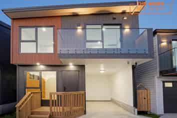 114 A-C Carnoustie Drive, Wattle Downs
