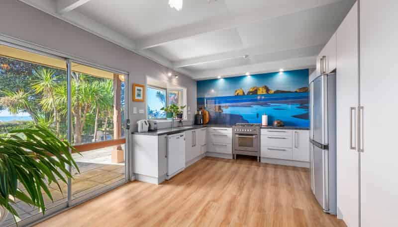 104 Rarangi Beach Road, Rarangi