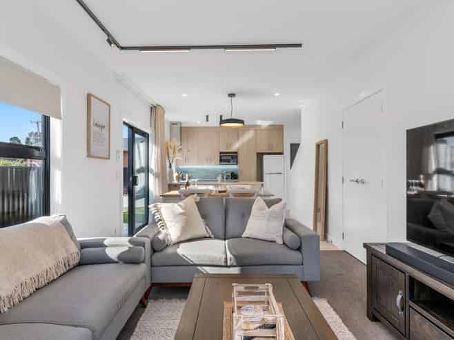 2/141 Waikato Street, Taupo