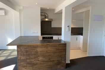 B/13 Lendenfeld Drive, Papatoetoe