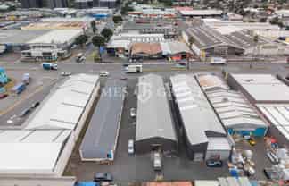 226m² Warehouse on Neilson Street
