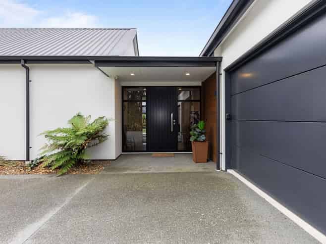 15 Lake View Terrace, Huntingdon