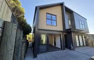 14d Omega Street, Newlands