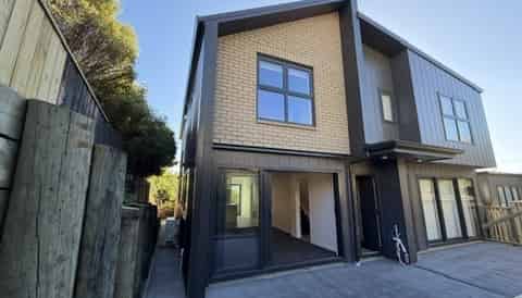 14d Omega Street, Newlands