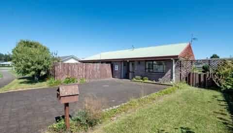 4 Orchard Place, Lynmore