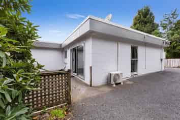 66A B and C Glenpark Avenue, Frankleigh Park
