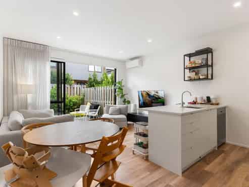 6 Panehe Lane, Mount Wellington