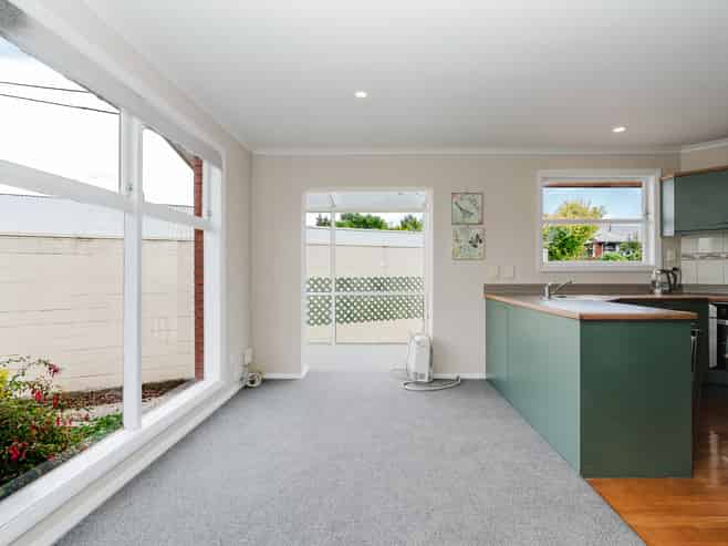 6 Gerrand Place, Chedworth