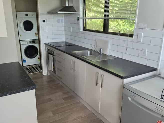 19 Chrisarda Place, Red Hill