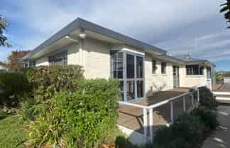 15 Lark Street, Oamaru