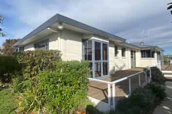 15 Lark Street, Oamaru