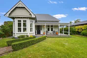 92 Warrington Street, Saint Albans