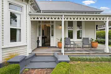 92 Warrington Street, Saint Albans