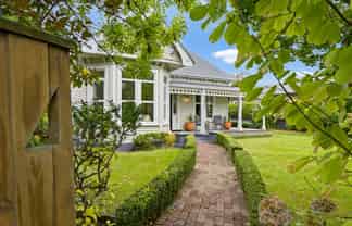 92 Warrington Street, Saint Albans