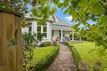 92 Warrington Street, Saint Albans