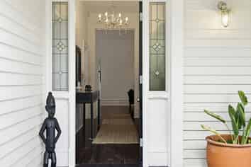 92 Warrington Street, Saint Albans